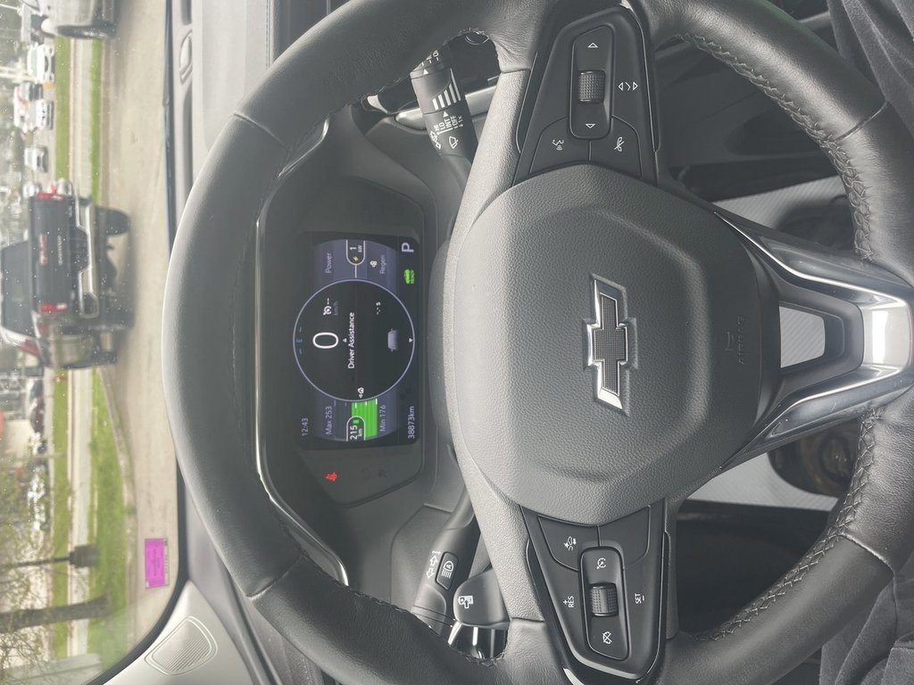 2023 Chevrolet BOLT EUV LT in Saint John, New Brunswick - 7 - w1024h768px