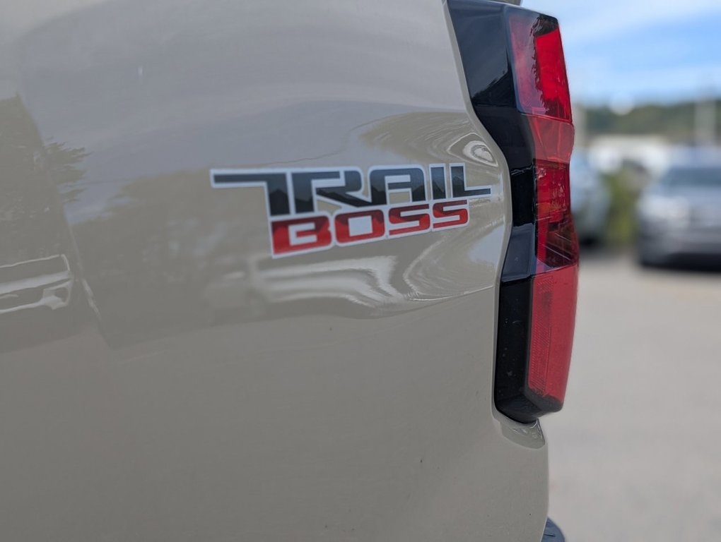 2023 Chevrolet Colorado in Saint John, New Brunswick - 10 - w1024h768px