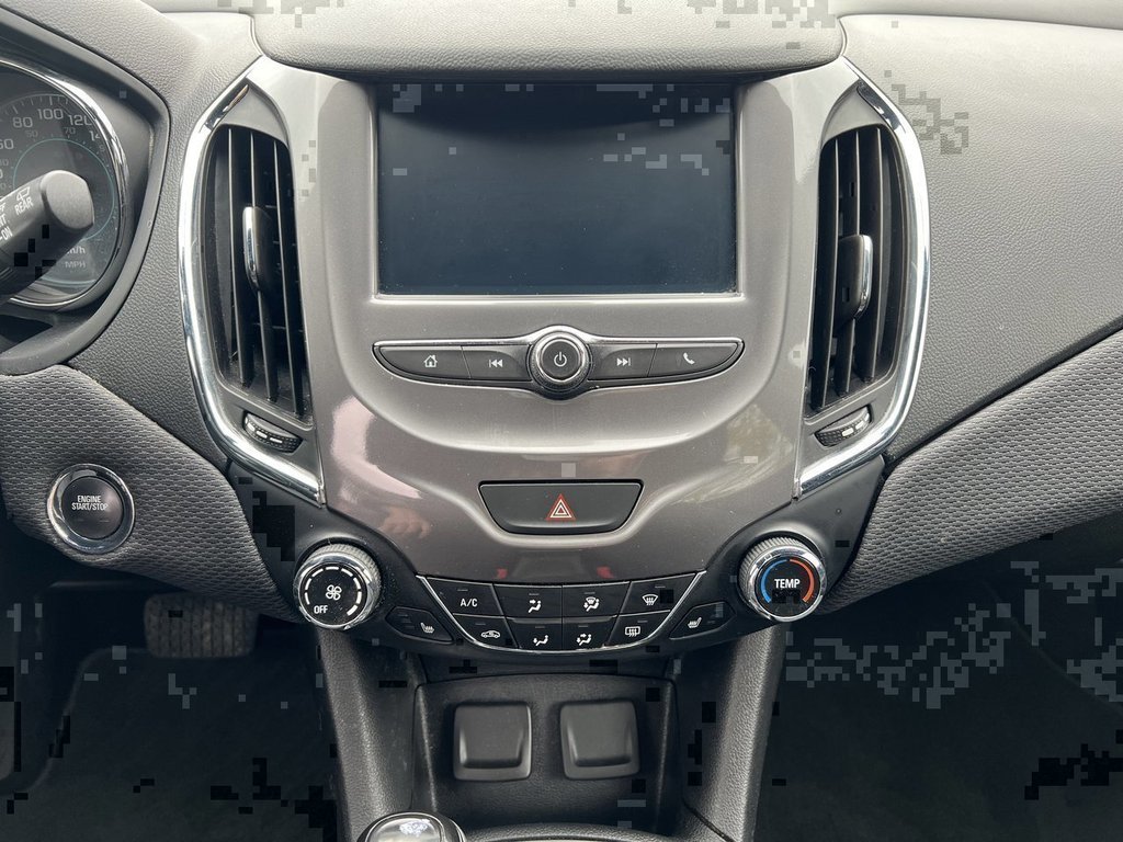 2018 Chevrolet Cruze in Saint John, New Brunswick - 18 - w1024h768px