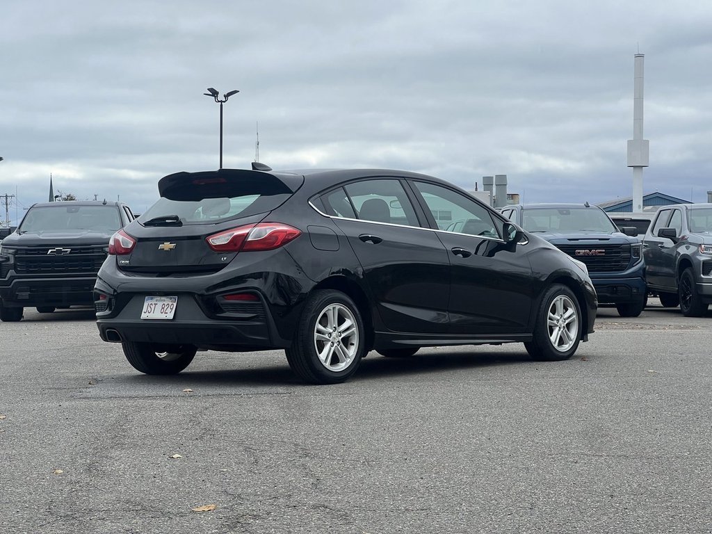 2018 Chevrolet Cruze in Saint John, New Brunswick - 5 - w1024h768px