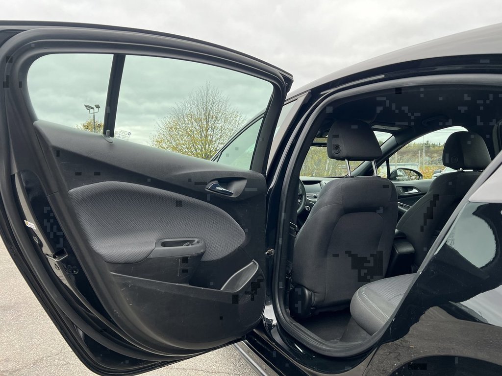 2018 Chevrolet Cruze in Saint John, New Brunswick - 13 - w1024h768px