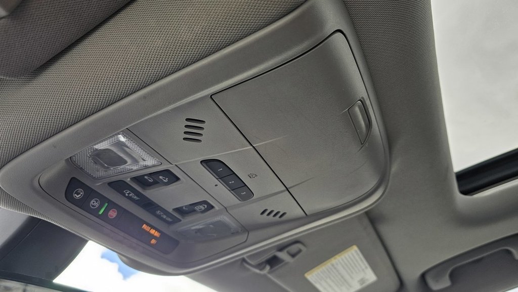 2019 Chevrolet Equinox LT in Saint John, New Brunswick - 14 - w1024h768px