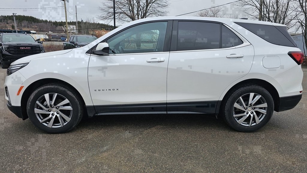 2022 Chevrolet Equinox LT in Saint John, New Brunswick - 4 - w1024h768px