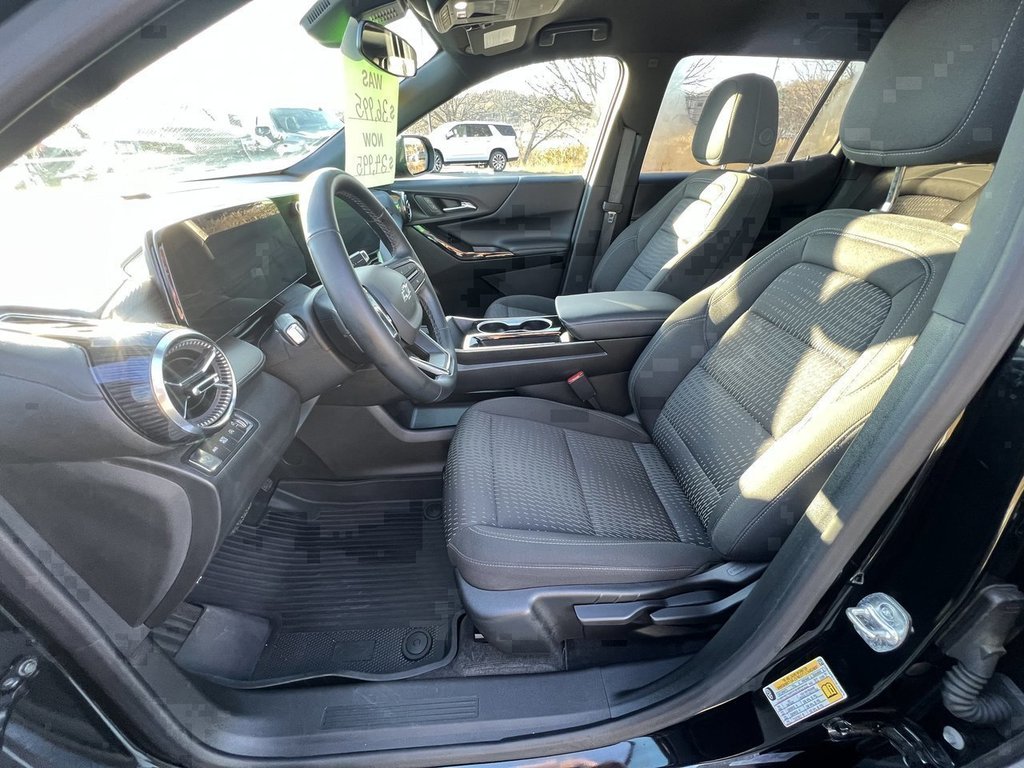 2025 Chevrolet Equinox AWD LT in Saint John, New Brunswick - 8 - w1024h768px