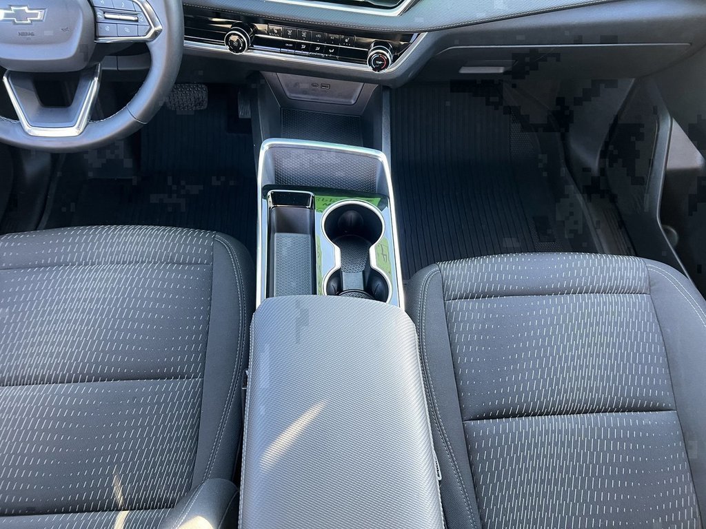 2025 Chevrolet Equinox AWD LT in Saint John, New Brunswick - 17 - w1024h768px