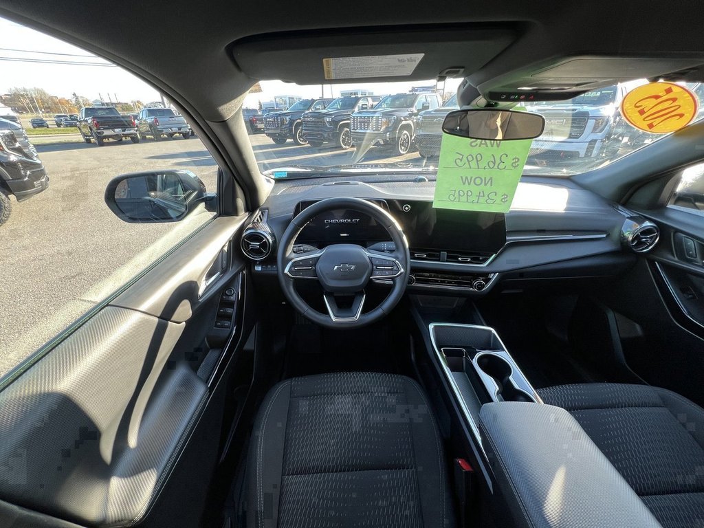 2025 Chevrolet Equinox AWD LT in Saint John, New Brunswick - 13 - w1024h768px