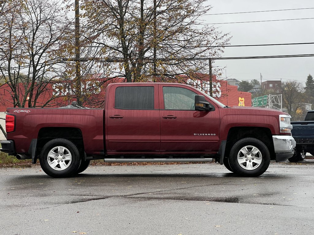 2017 Chevrolet Silverado 1500 LT in Saint John, New Brunswick - 4 - w1024h768px