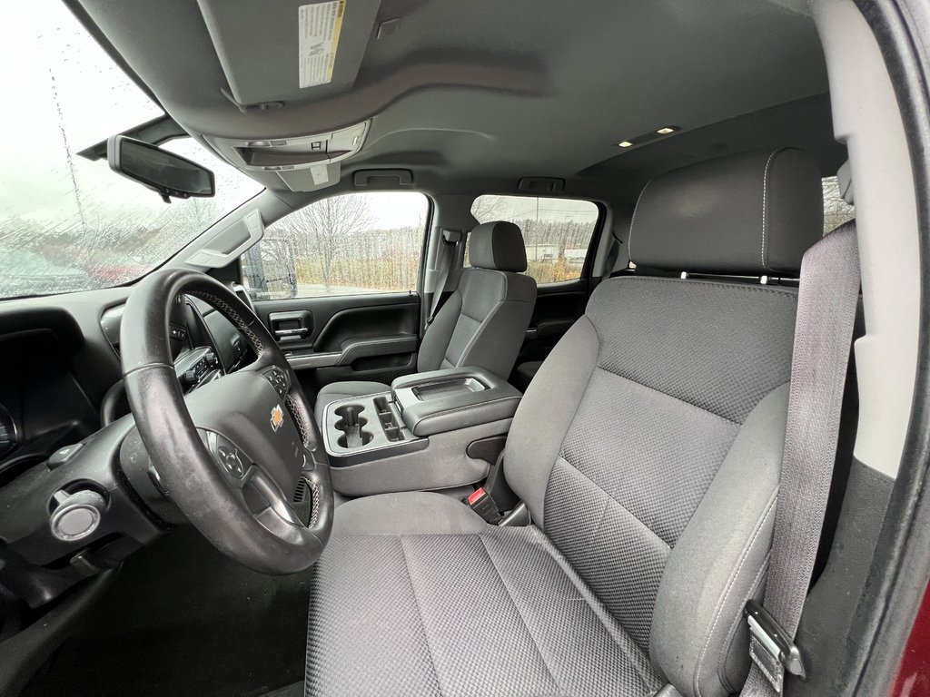 2017 Chevrolet Silverado 1500 LT in Saint John, New Brunswick - 9 - w1024h768px