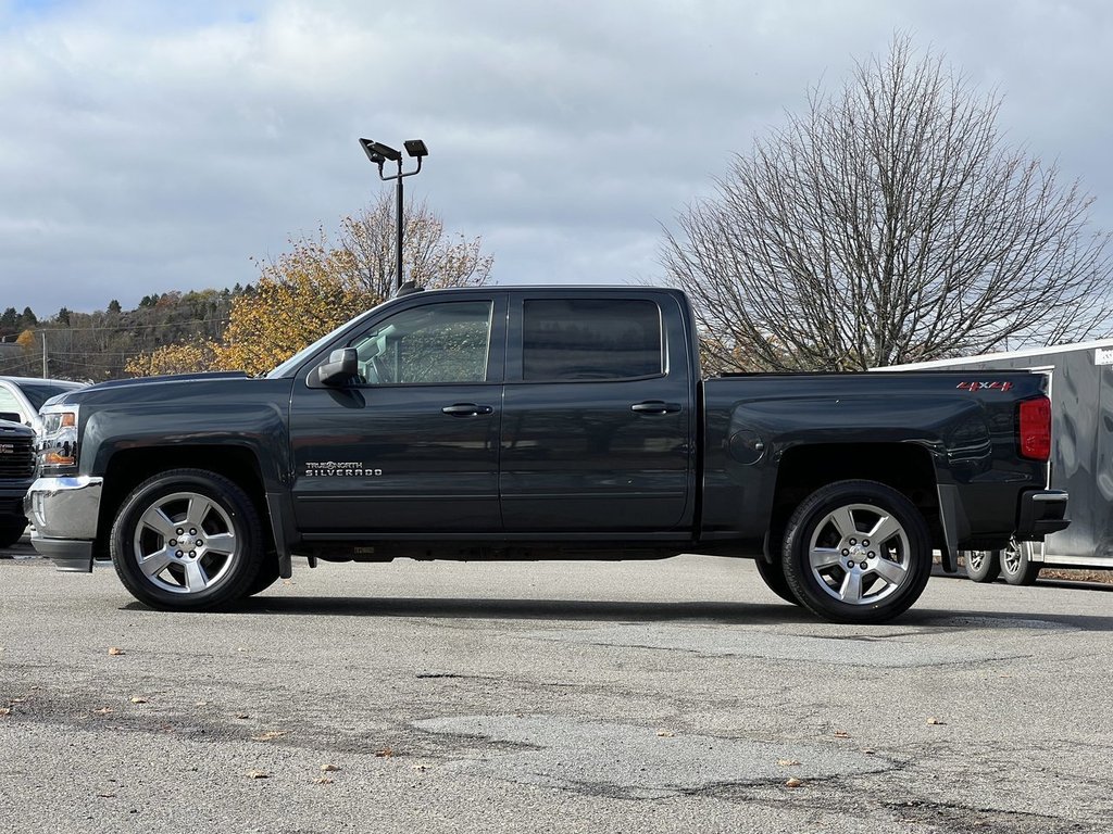 2018 Chevrolet Silverado 1500 LT in Saint John, New Brunswick - 8 - w1024h768px