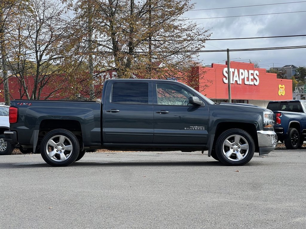 2018 Chevrolet Silverado 1500 LT in Saint John, New Brunswick - 4 - w1024h768px