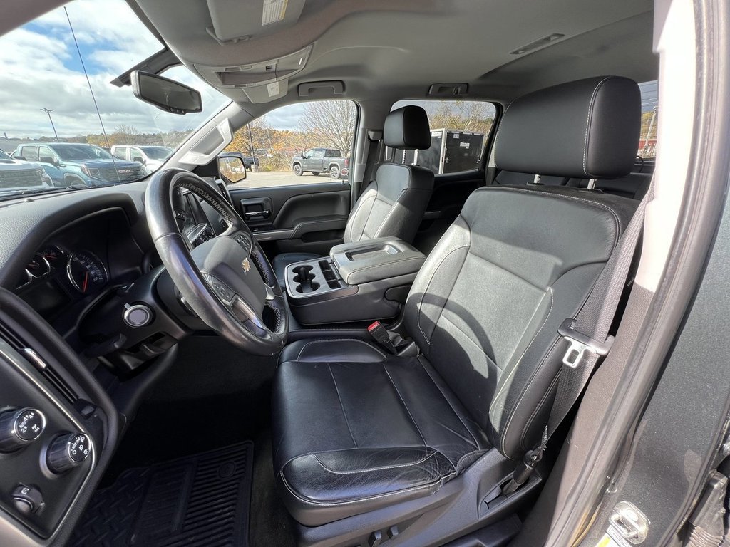 2018 Chevrolet Silverado 1500 LT in Saint John, New Brunswick - 9 - w1024h768px