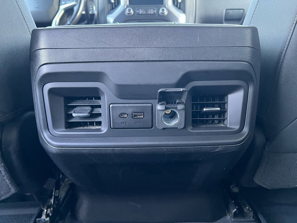 2019 Chevrolet Silverado 1500 in Saint John, New Brunswick - 19 - w1024h768px