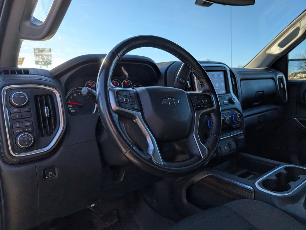 2020 Chevrolet Silverado 1500 in Saint John, New Brunswick - 15 - w1024h768px