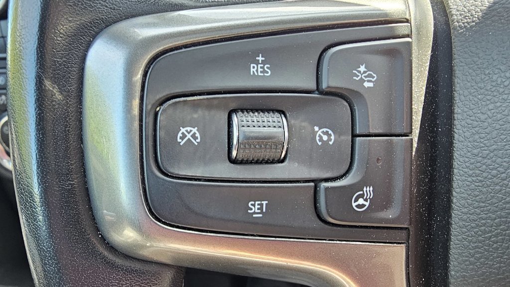2020 Chevrolet Silverado 1500 in Saint John, New Brunswick - 22 - w1024h768px