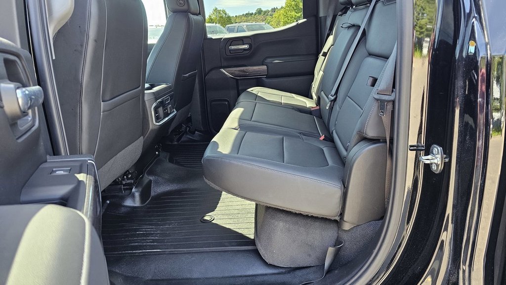 2020 Chevrolet Silverado 1500 in Saint John, New Brunswick - 15 - w1024h768px