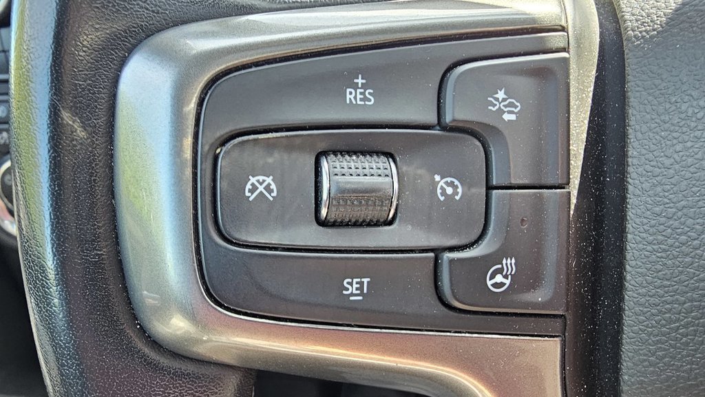 2020 Chevrolet Silverado 1500 in Saint John, New Brunswick - 22 - w1024h768px