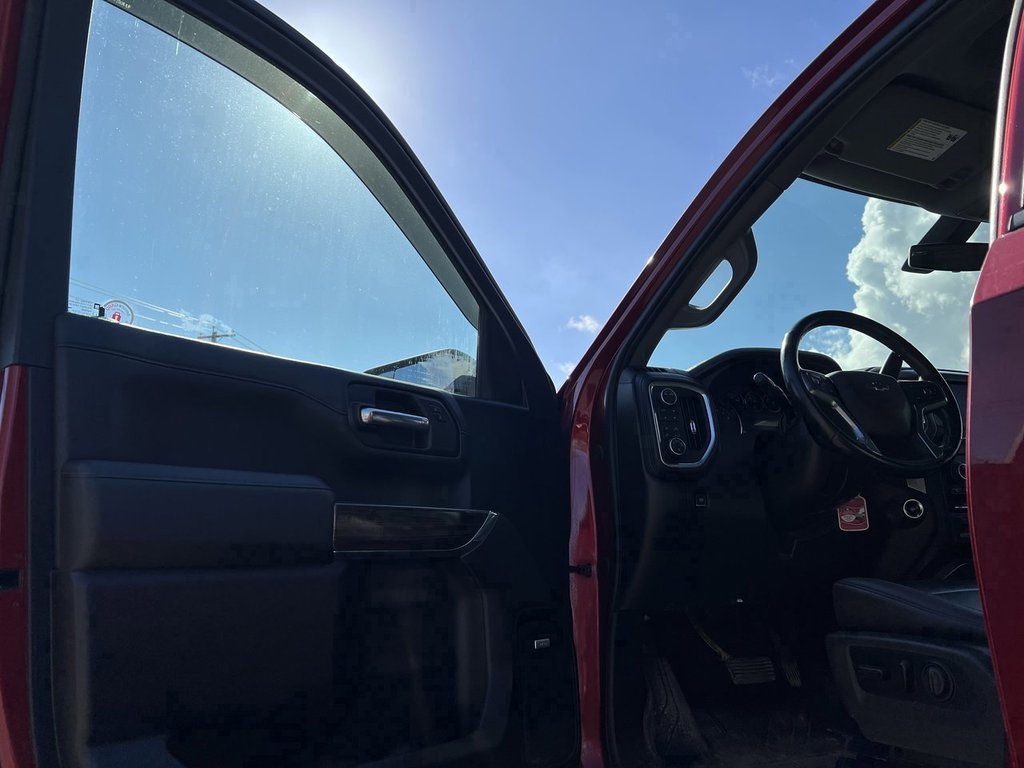 2021 Chevrolet Silverado 1500 RST in Saint John, New Brunswick - 10 - w1024h768px