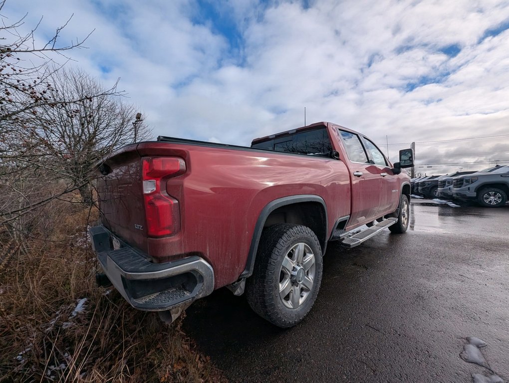 2020  Silverado 2500HD LTZ in Saint John, New Brunswick - 6 - w1024h768px