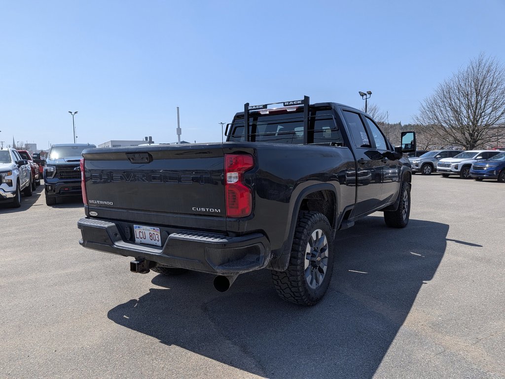 2023 Chevrolet Silverado 2500HD Custom in Saint John, New Brunswick - 4 - w1024h768px