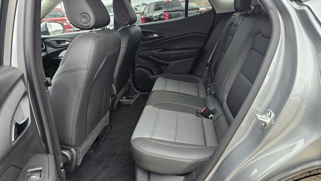 2024 Chevrolet Trax LT in Saint John, New Brunswick - 15 - w1024h768px