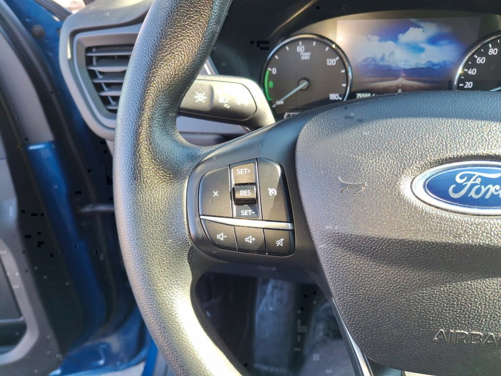 2022 Ford Escape SE Hybrid in Saint John, New Brunswick - 13 - w1024h768px