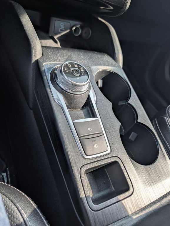 2023 Ford Escape Platinum in Saint John, New Brunswick - 17 - w1024h768px