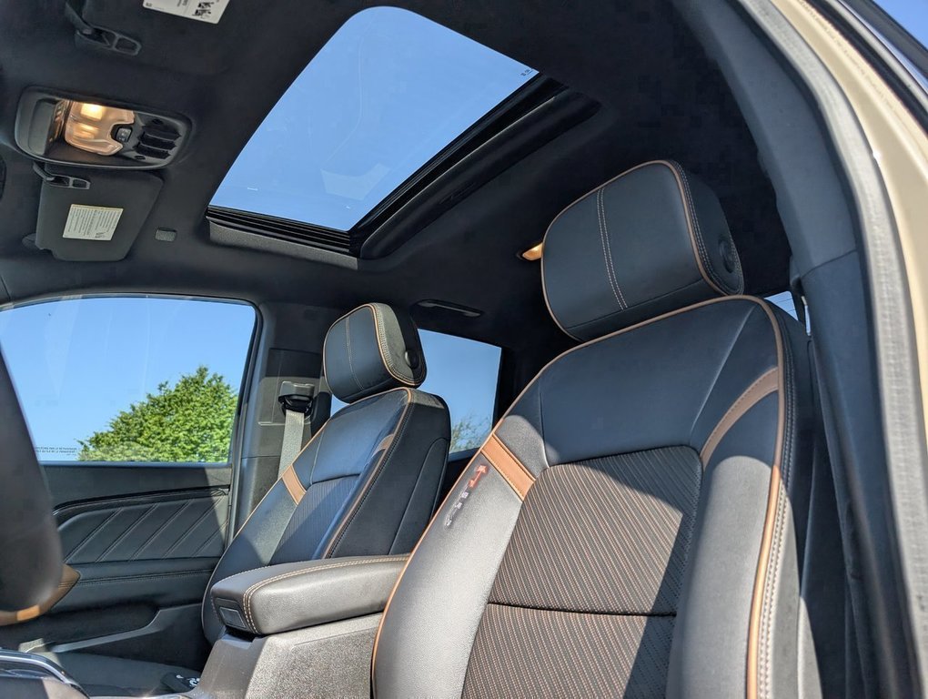 2024 GMC Canyon AT4 in Saint John, New Brunswick - 15 - w1024h768px