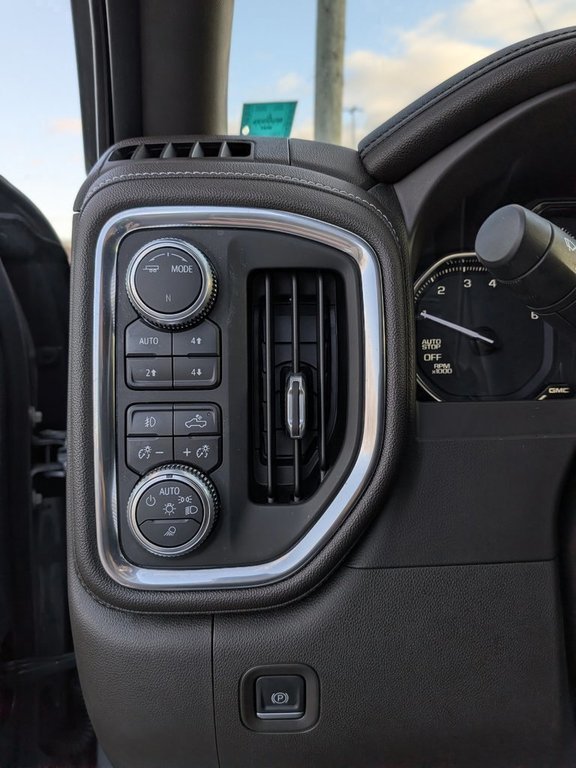 2020 GMC Sierra 1500 in Saint John, New Brunswick - 16 - w1024h768px