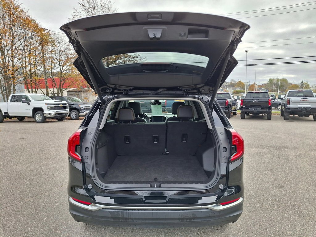 2023 GMC Terrain AT4 in Saint John, New Brunswick - 21 - w1024h768px