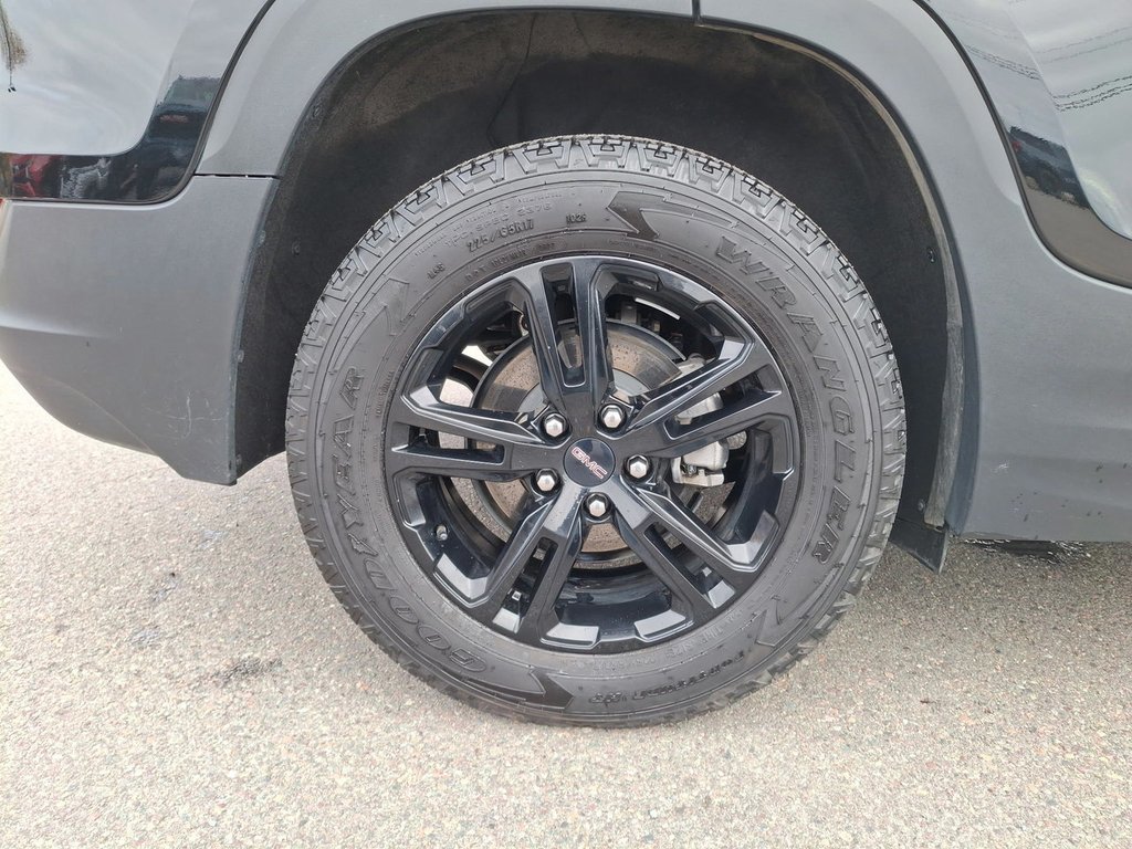 2023 GMC Terrain AT4 in Saint John, New Brunswick - 22 - w1024h768px