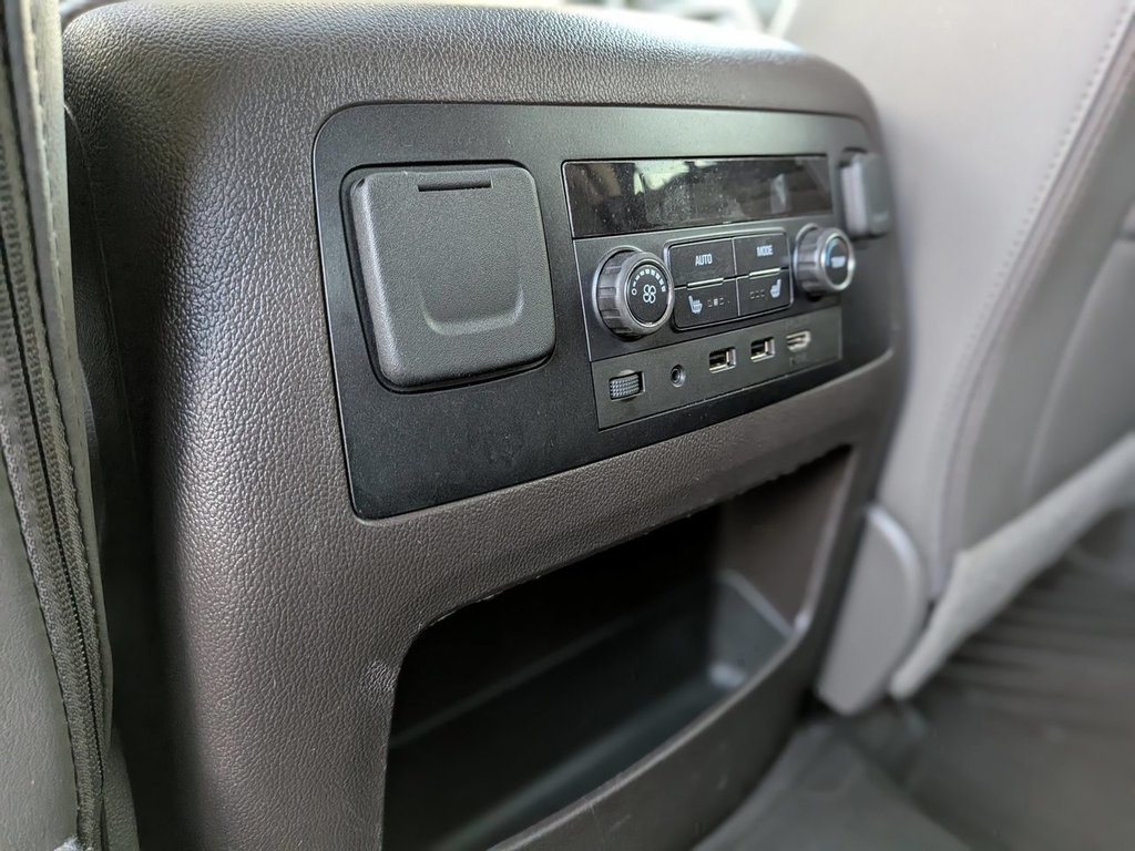 2019 GMC Yukon Denali in Saint John, New Brunswick - 15 - w1024h768px