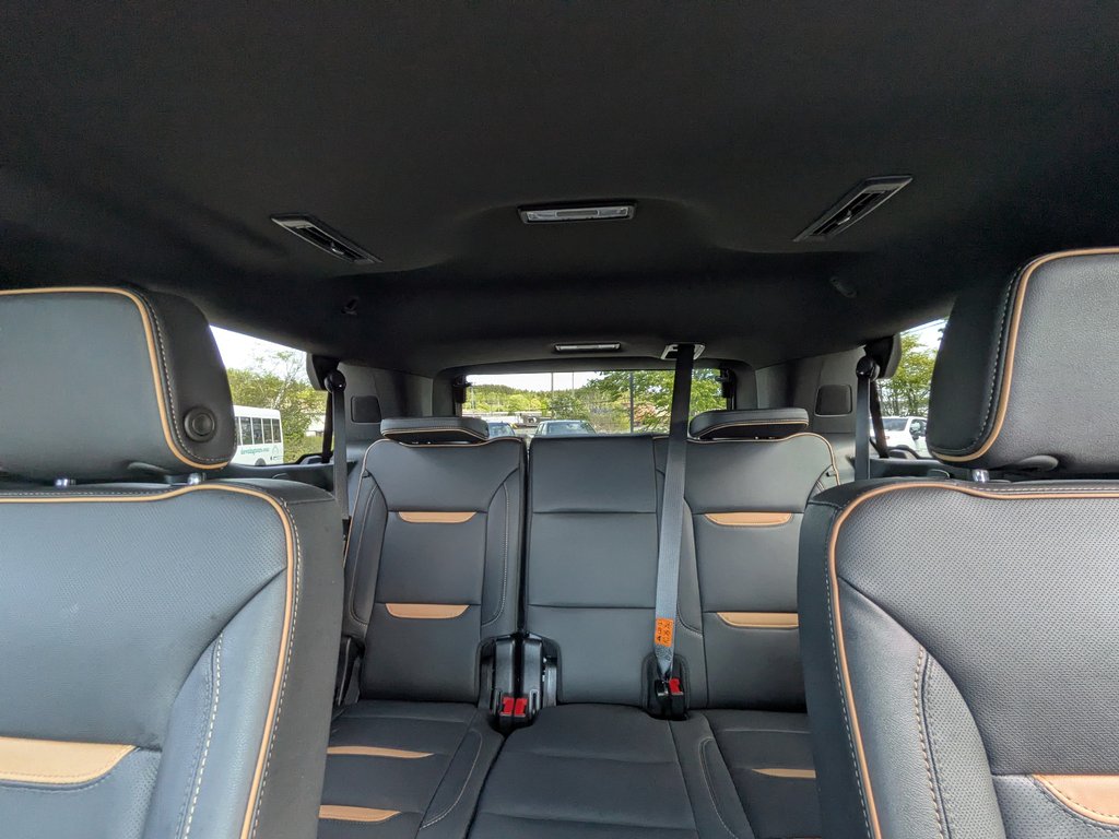 2024 GMC Yukon AT4 in Saint John, New Brunswick - 21 - w1024h768px