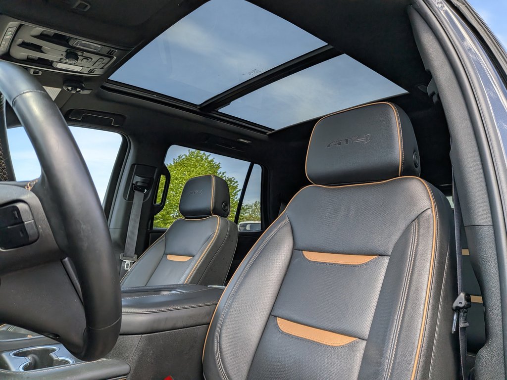 2024 GMC Yukon AT4 in Saint John, New Brunswick - 11 - w1024h768px