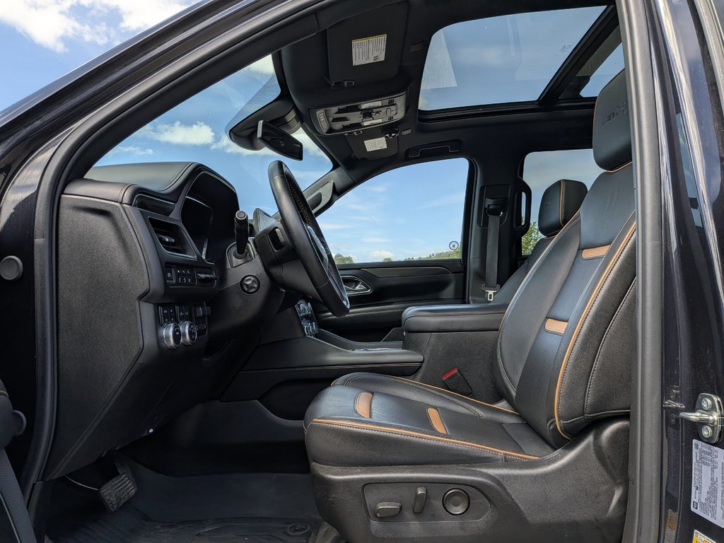2024 GMC Yukon AT4 in Saint John, New Brunswick - 10 - w1024h768px