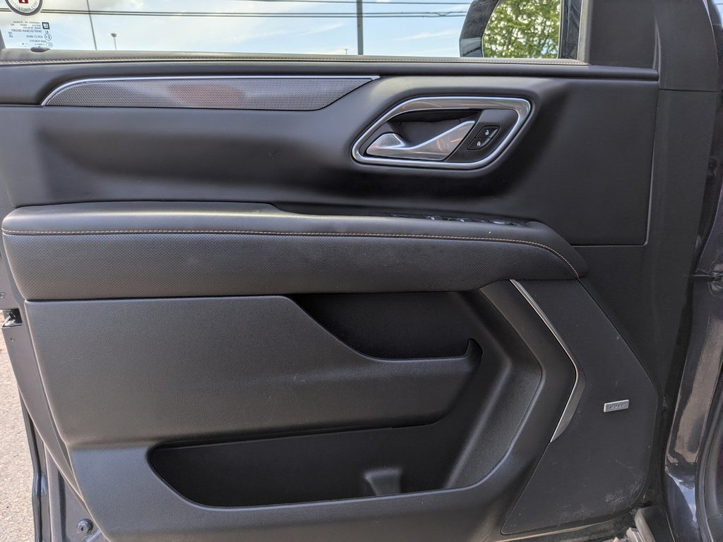 2024 GMC Yukon AT4 in Saint John, New Brunswick - 7 - w1024h768px