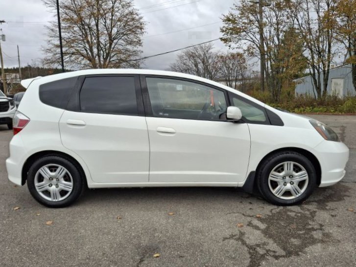 2013 Honda Fit LX in Saint John, New Brunswick - 4 - w1024h768px