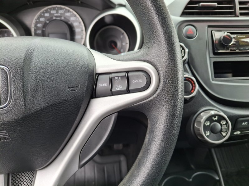2013 Honda Fit in Saint John, New Brunswick - 14 - w1024h768px