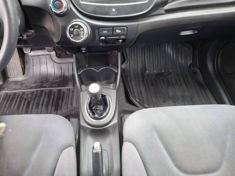 2013 Honda Fit LX in Saint John, New Brunswick - 18 - w1024h768px