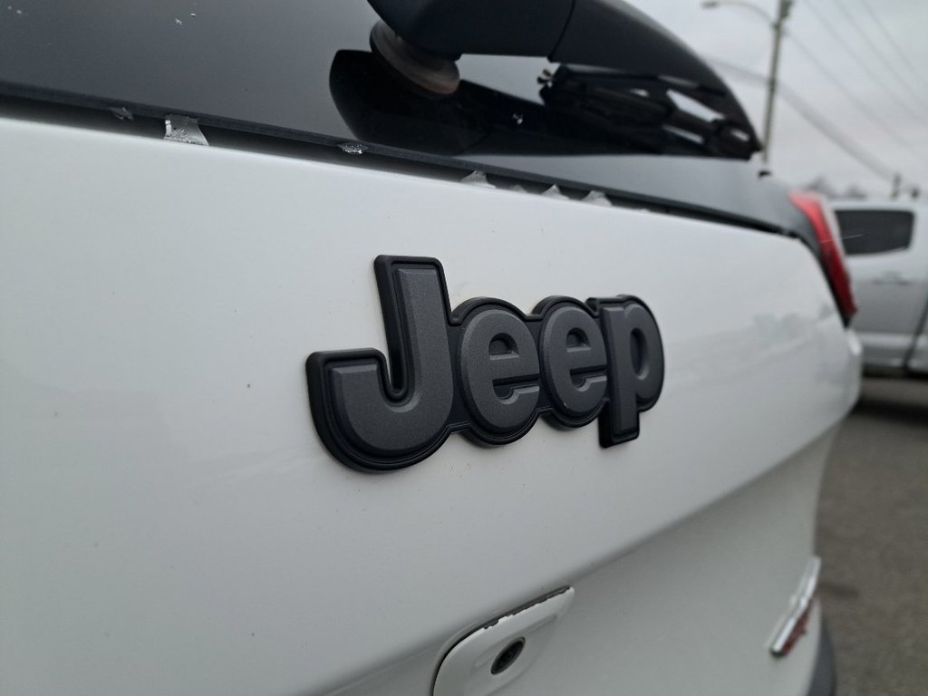 2018 Jeep Cherokee in Saint John, New Brunswick - 9 - w1024h768px