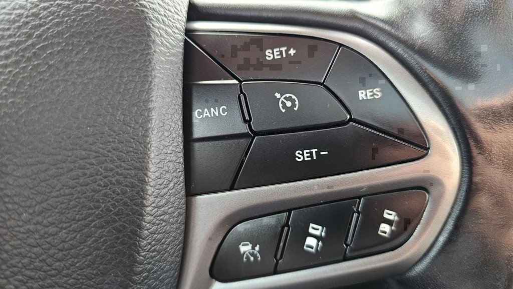 2019 Jeep Cherokee Limited in Saint John, New Brunswick - 13 - w1024h768px