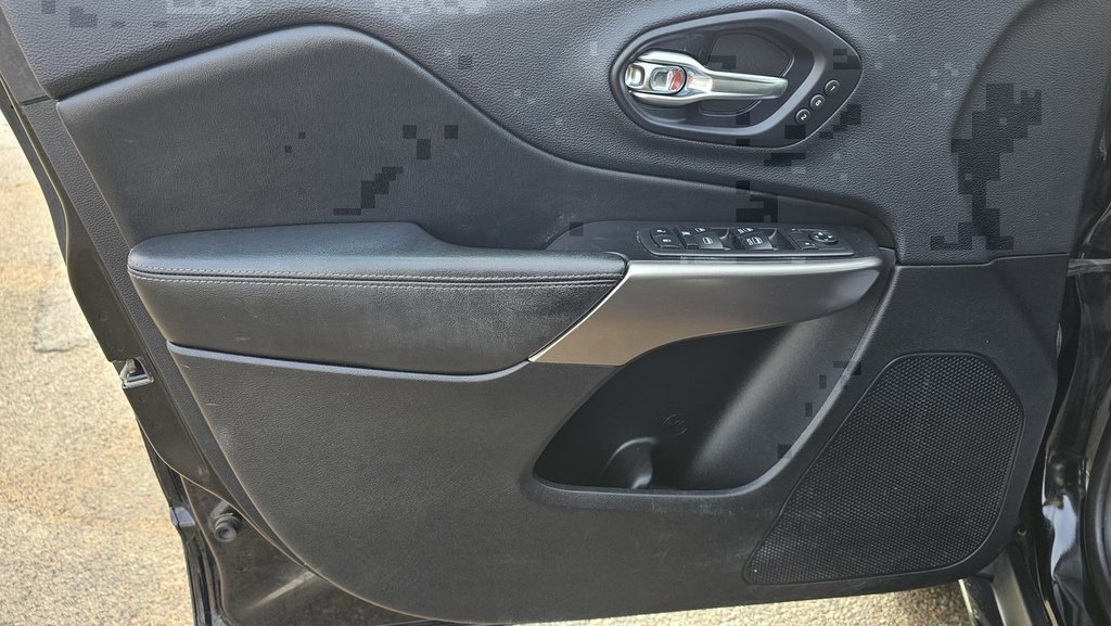 2019 Jeep Cherokee in Saint John, New Brunswick - 20 - w1024h768px