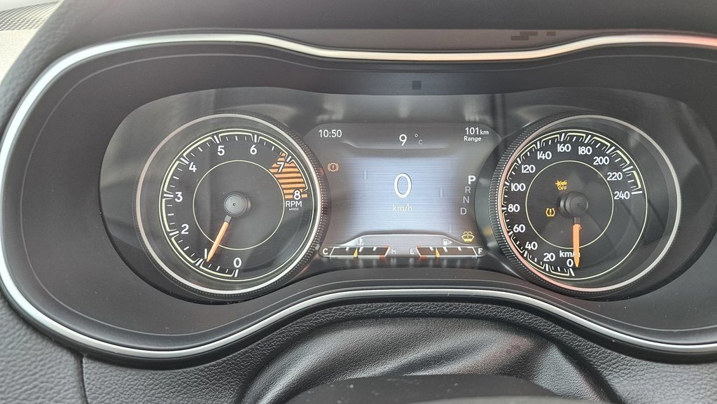 2019 Jeep Cherokee in Saint John, New Brunswick - 10 - w1024h768px