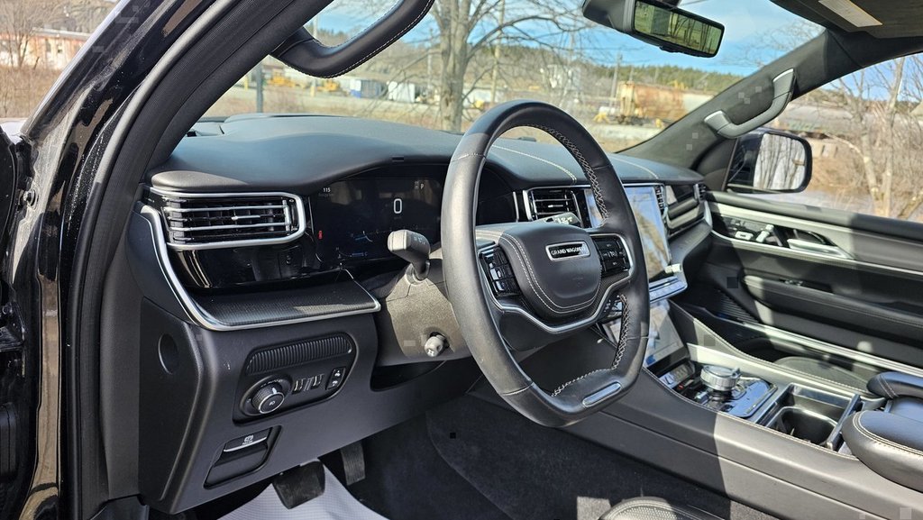 2023 Jeep Grand Wagoneer Series II Obsidian in Saint John, New Brunswick - 11 - w1024h768px