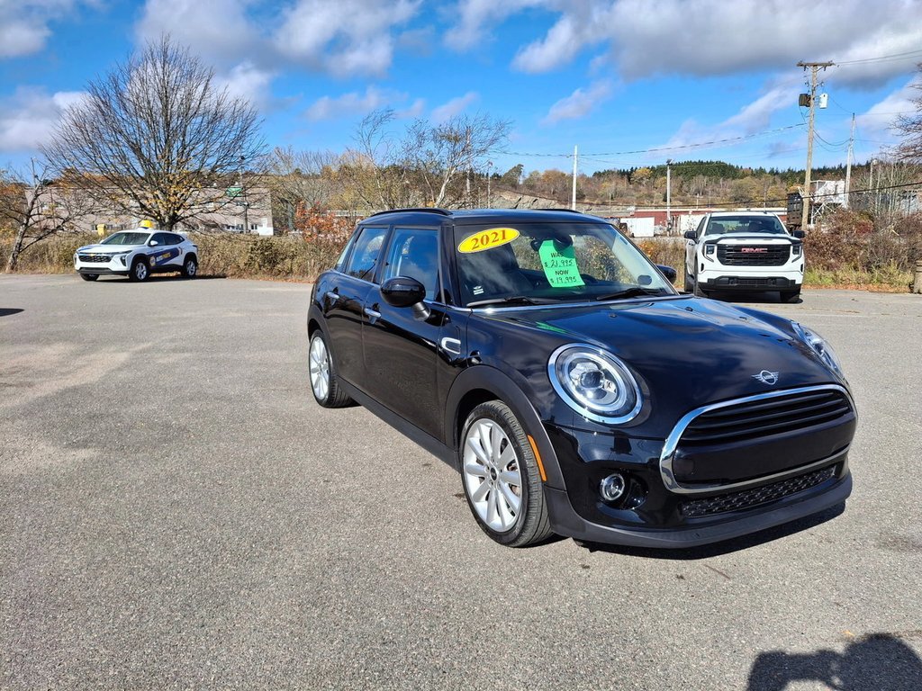 2021 MINI 5 Door Cooper in Saint John, New Brunswick - 3 - w1024h768px
