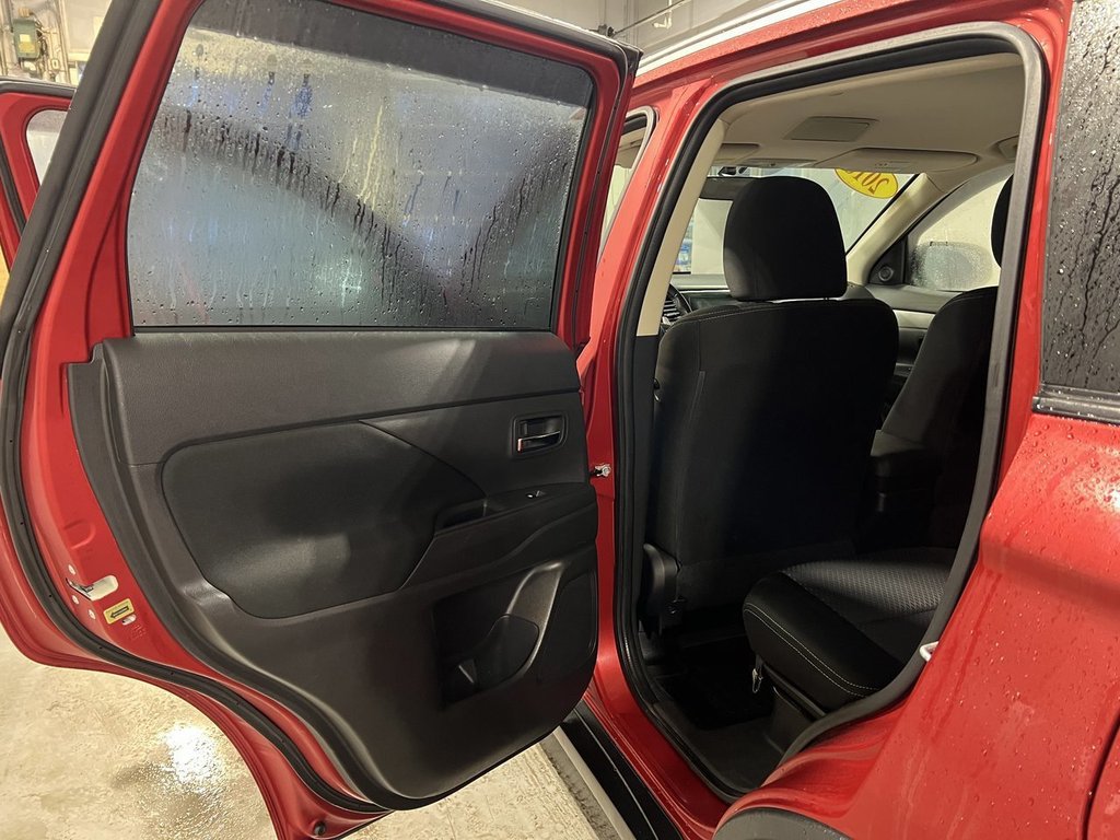 2018 Mitsubishi Outlander SE in Saint John, New Brunswick - 12 - w1024h768px