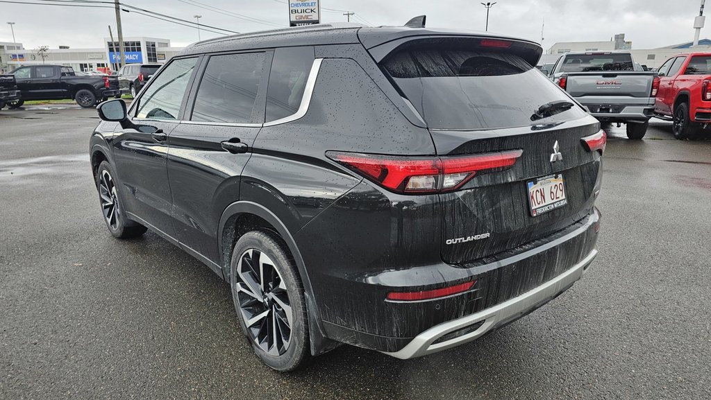 2023  Outlander SEL in Saint John, New Brunswick - 4 - w1024h768px