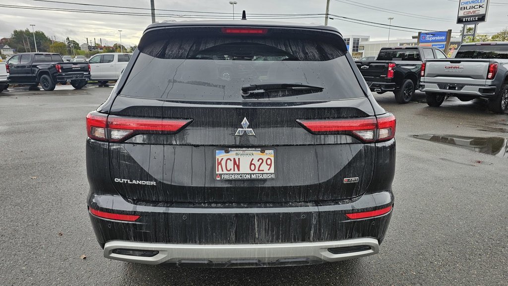 2023  Outlander SEL in Saint John, New Brunswick - 3 - w1024h768px