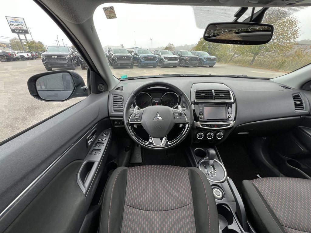 2017 Mitsubishi RVR GT in Saint John, New Brunswick - 16 - w1024h768px