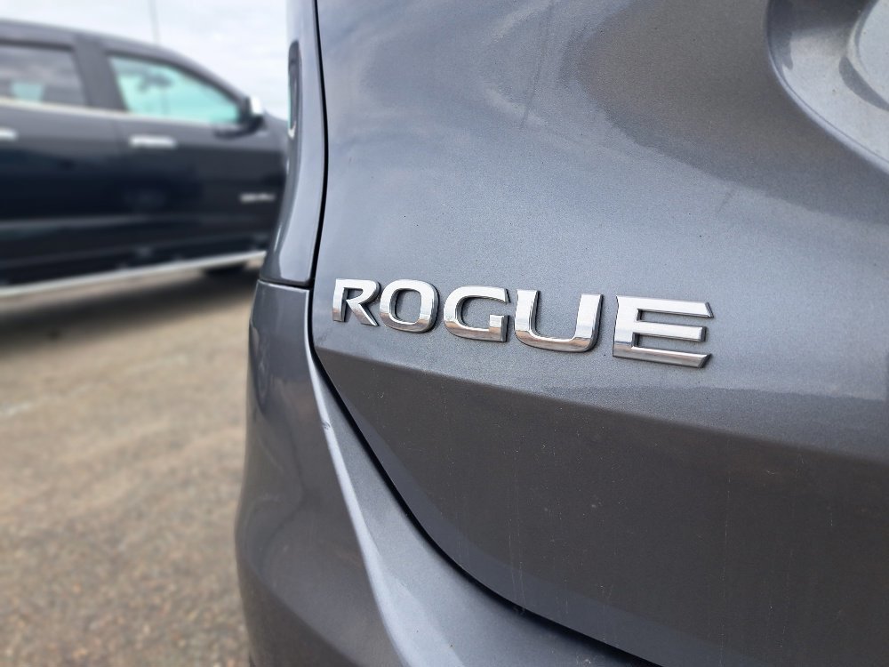 2015 Nissan Rogue in Saint John, New Brunswick - 6 - w1024h768px