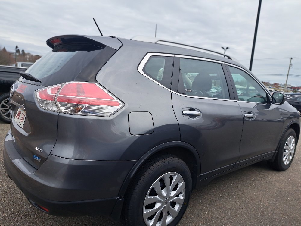2015 Nissan Rogue in Saint John, New Brunswick - 4 - w1024h768px